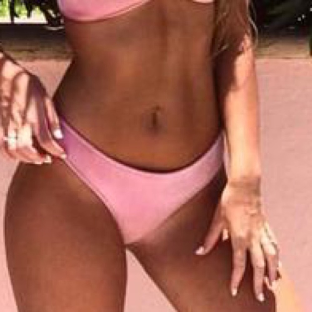 Hoaka Swimwear Velvet Dola Pink Bikini Bottom Size Medium